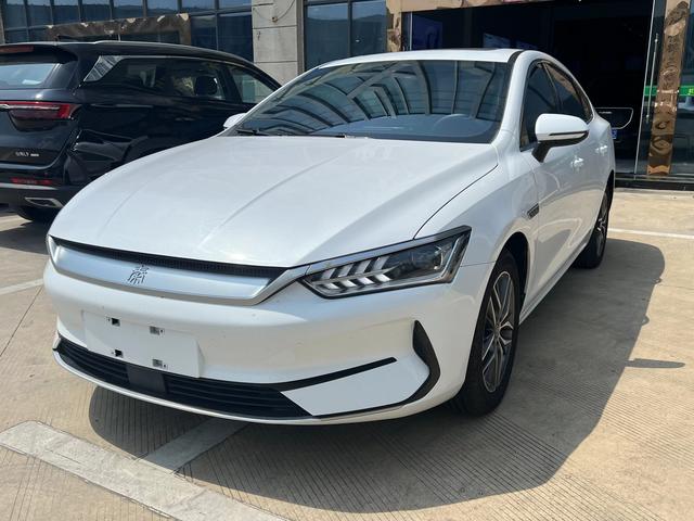 Qin PLUS EV 2021 400KM Luxury Model
