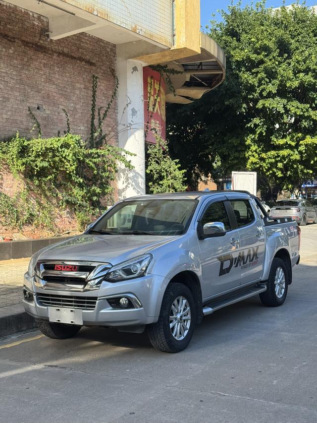 D-MAX 2019 1.9T four-wheel drive automatic comfort type