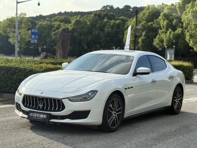 Ghibli 2019 3.0T 350Hp Standard Edition State VI