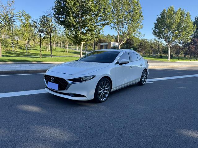 Mazda3 Enclave 2021 2.0L Auto Premium Edition