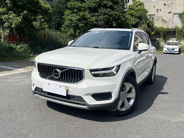 Volvo XC40 2021 T3 Intelligent Fashion Edition