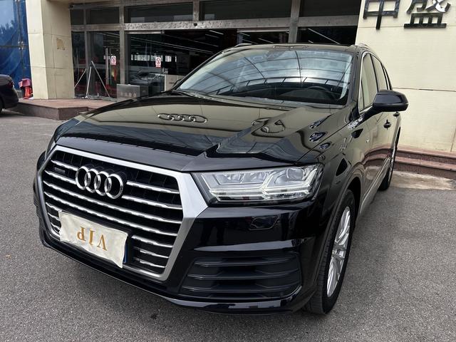 Audi Q7 2018 45 TFSI S line Sport