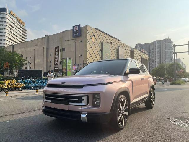 Geely ICON 2022 1.5TD Green Kite Limited Edition