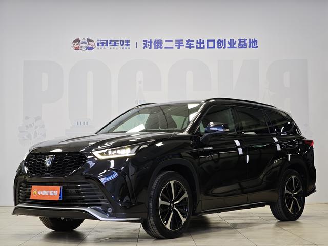 Crown Land Release 2021 2.5L HEV 4WD Signature Edition