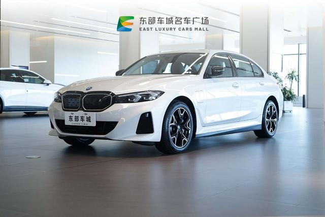 BMW i3 2023 eDrive 40 L Obsidian Package