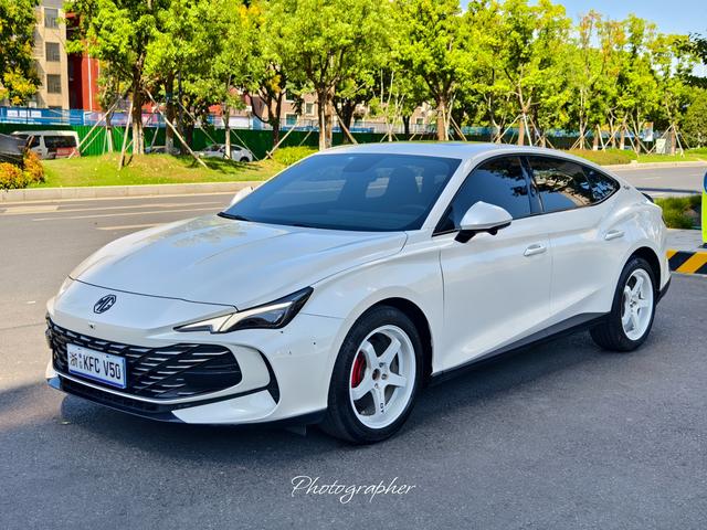 MG7 2023 1.5T DCT to the United States Deluxe Edition