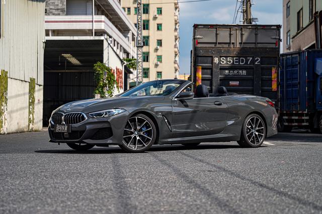 BMW 8 Series 2021 840i Convertible Coupe M Sport Package
