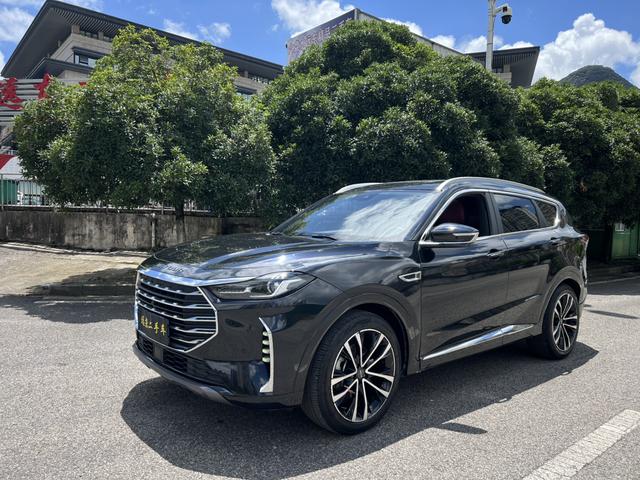 JETRO X70 PLUS 2021 1.6T DCT Sky 7-seater