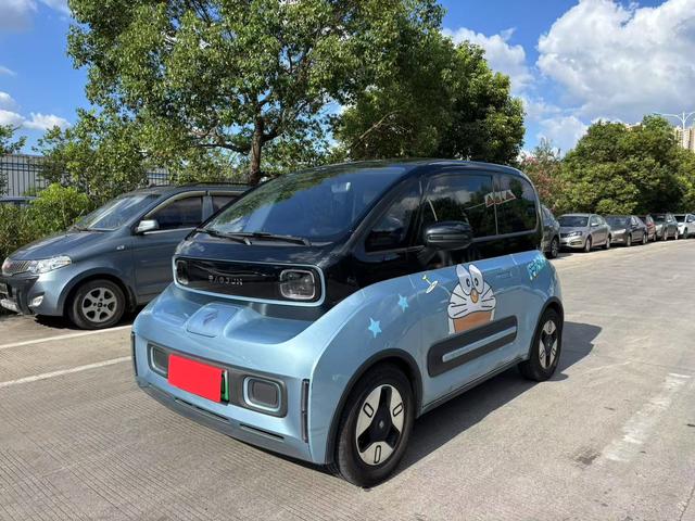 Baojun E300 2020 Plus Star Smart Edition