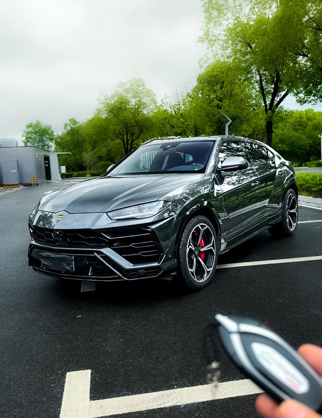 Urus 2018 4.0T V8