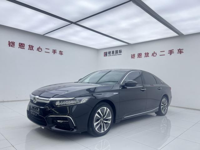 Insignia 2019 Razor-Hybrid 2.0L Net Elegance Edition State VI