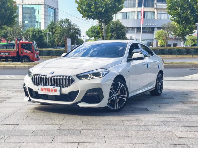 BMW 2 Series (imported) 2023 225i four-door coupe M sports suit