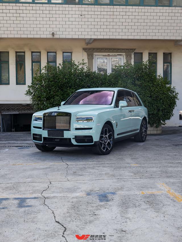 Cullinan 2020 Black Badge