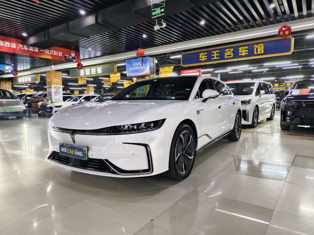 Lantu Chasing Light EV 2023 580km Standard Edition