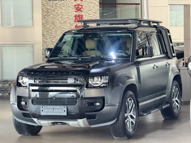 Defender 2024 110 3.0T P400 Dark Special Edition