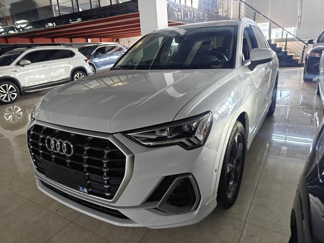 Audi Q3 2021 35 TFSI Aggressive Elegance