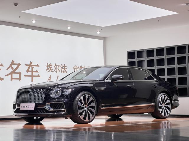 Continental 2021 4.0T automatic four-wheel drive 5-seater parallel import