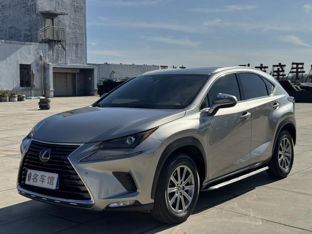 Lexus NX 2020 200 FWD Vanguard VI