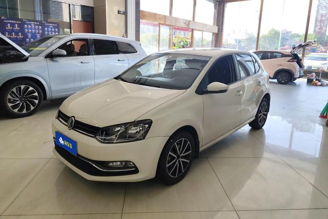 Polo 2018 1.5L Automatic Amenities