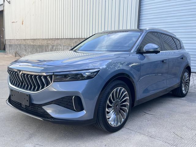 Arcturus FREE 2021 4WD Standard Extended Range Exclusive Luxury Package