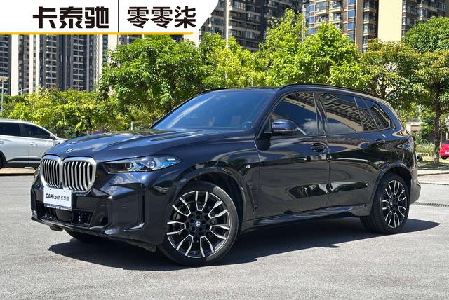 BMW X5 2023 xDrive40Li M Sport Obsidian Night Package
