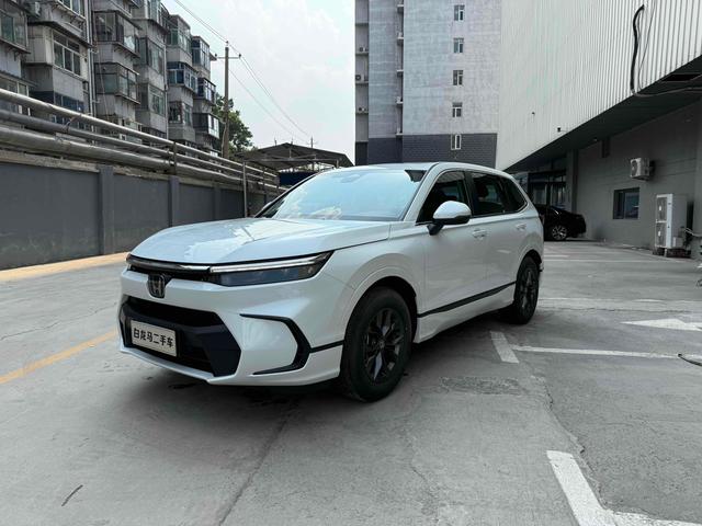 White Shadow 2023 240TURBO CVT 2WD Deluxe