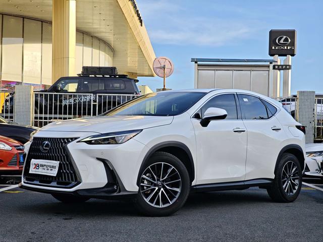 Lexus NX PHEV 2023 400h+ Unbridled Edition