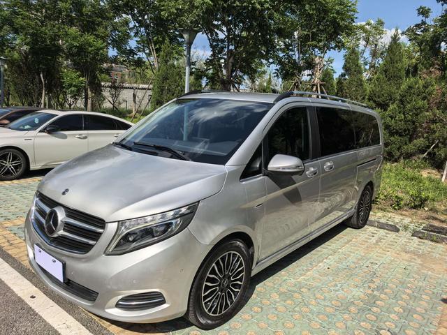 Mercedes-Benz V-Class 2016 V 260 L Premium Plus