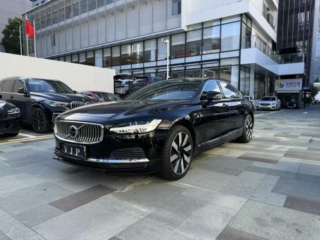 Volvo S90 PHEV 2025 T8 four-wheel drive long battery life Zhiya Deluxe Edition