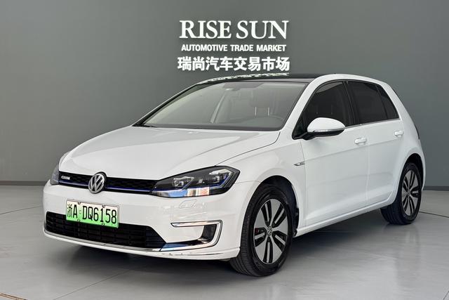 Golf*Pure Electric 2019 Chi