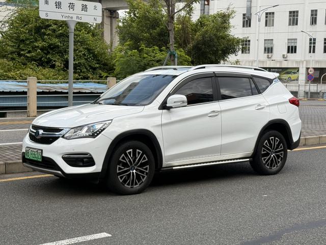Song DM 2017 1.5TID All-Wheel Drive Luxury
