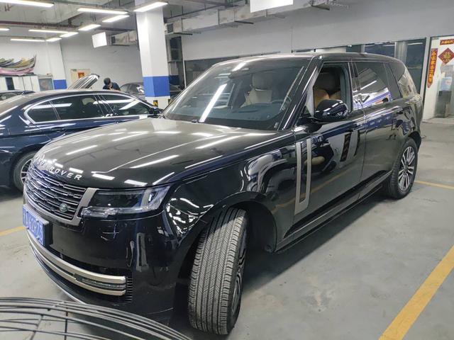 Range Rover 2023 Modified 3.0 L6 400PS Centurion Extended Edition