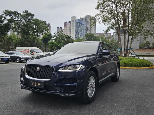Jaguar F-PACE 2018 2.0T 4WD Urban Premium