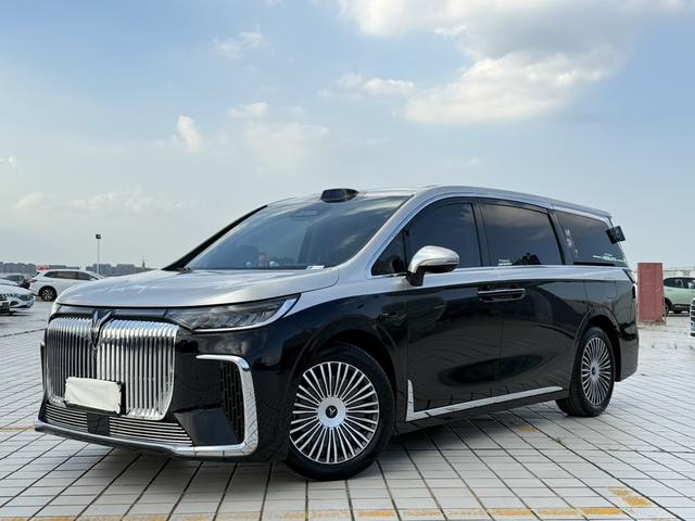 Lantu Dreamer PHEV 2025 Four-wheel drive Premium Dry Version