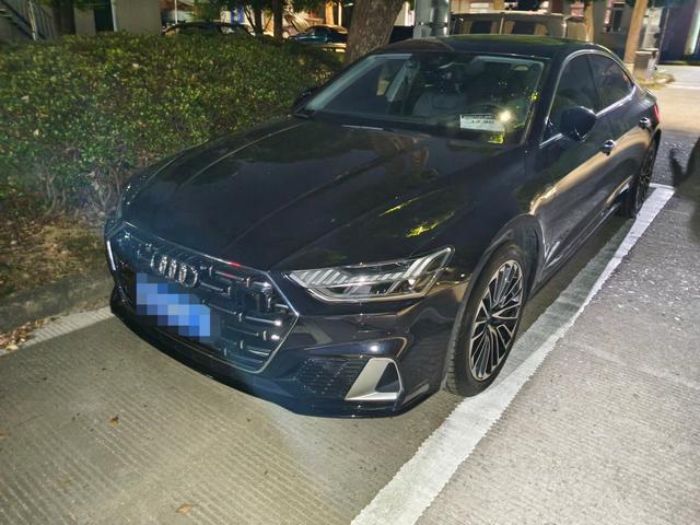Audi A7L 2024 model 45 TFSI luxury