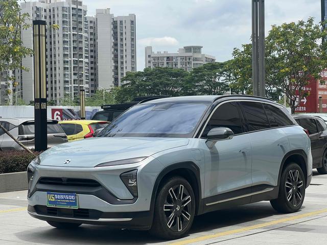 Azera ES6 2020 600KM Sport Edition