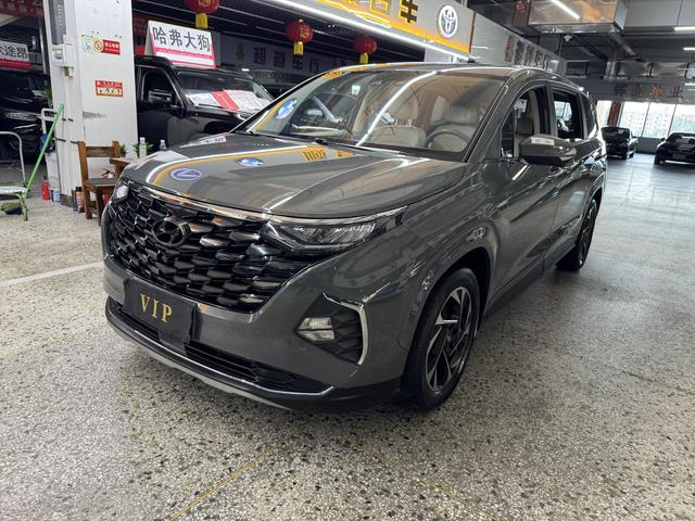 CUSTOM 2021 380TGDi TOP Premium