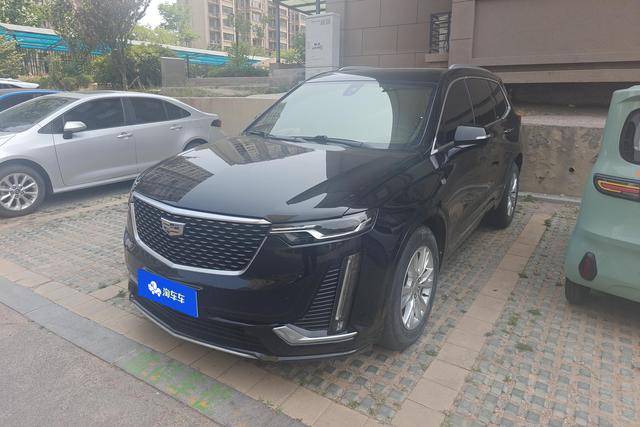 Cadillac XT6 2021 28T six-seater fashion model