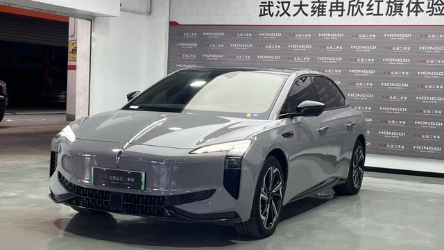 Hongqi EH7 2024 model 760 Pro+ four-wheel drive version