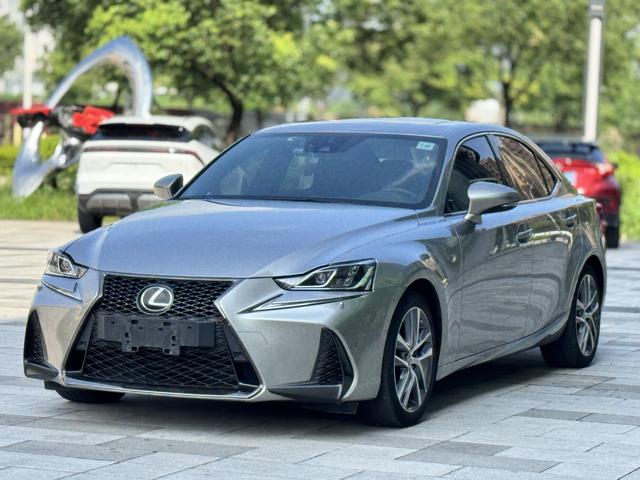 Lexus IS 2017 300 F SPORT Edition