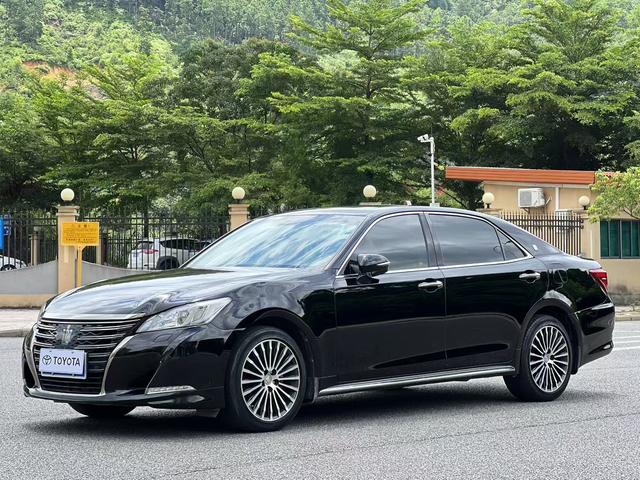Crown 2018 2.0T Sport