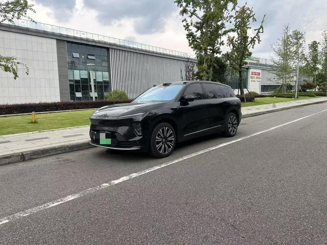 Nio ES8 2024 model 75kWh