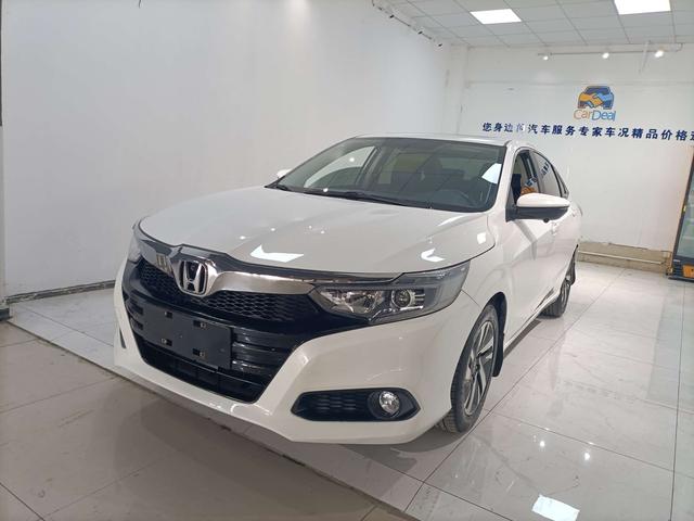 Sprinter 2019 180Turbo CVT Luxury Edition State V