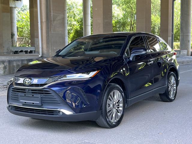 HARRIER 2022 2.0L CVT 2WD Premium Edition