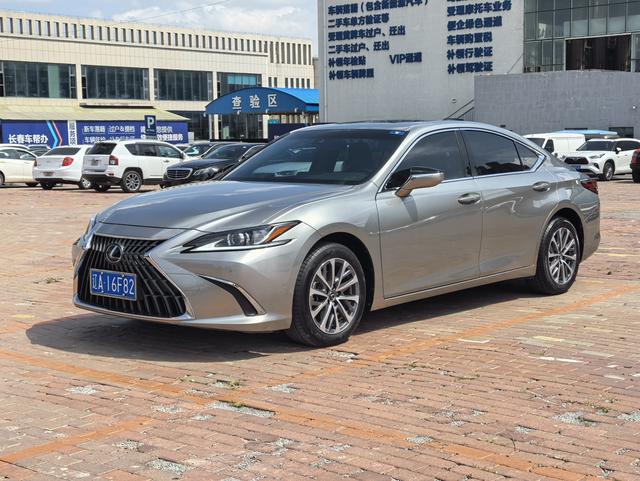 Lexus ES 2022 200 Excellence