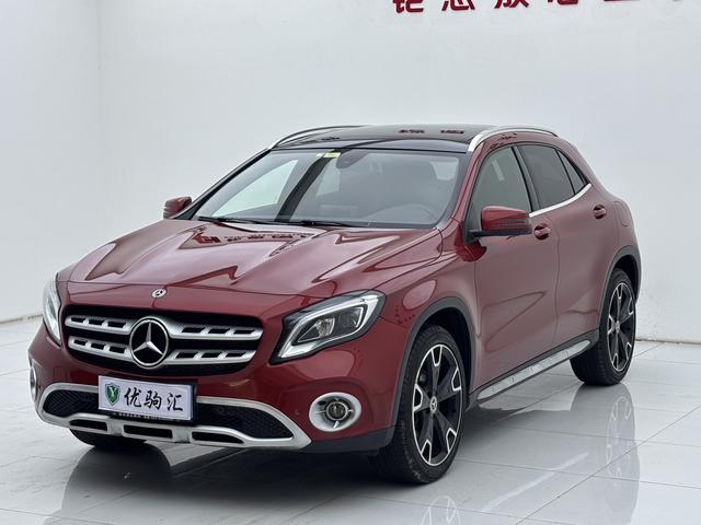 Mercedes-Benz GLA 2017 GLA 220 4MATIC Stylish
