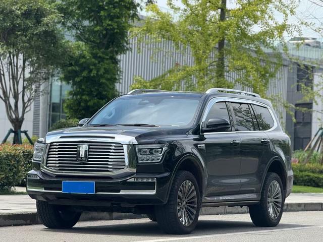 Tank 500 2022 Business Edition Landscape 5-Seater