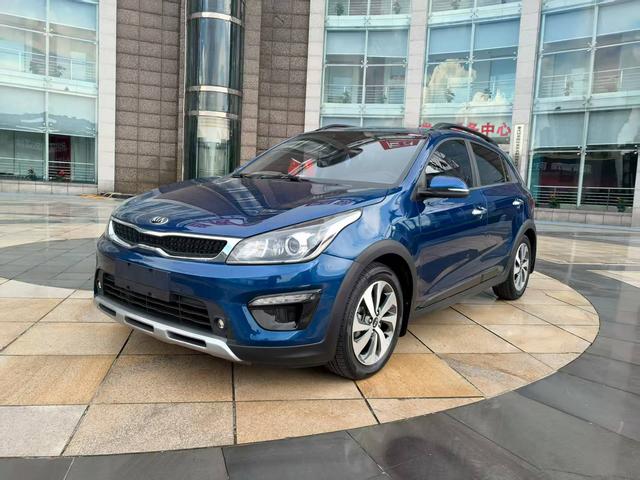 KX CROSS 2018 1.6L automatic smart sunroof version