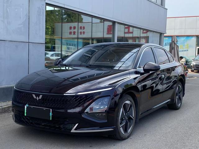Wuling Starlight PHEV 2023 150 Advance Edition