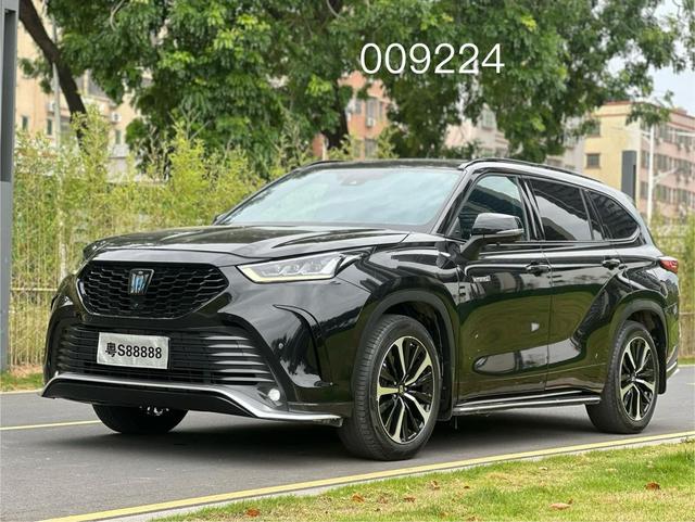 Crown Land Release 2021 2.5L HEV 4WD Deluxe
